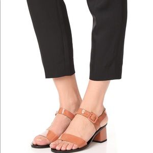 LOQ Altea Glossy Sandal Lightly Used